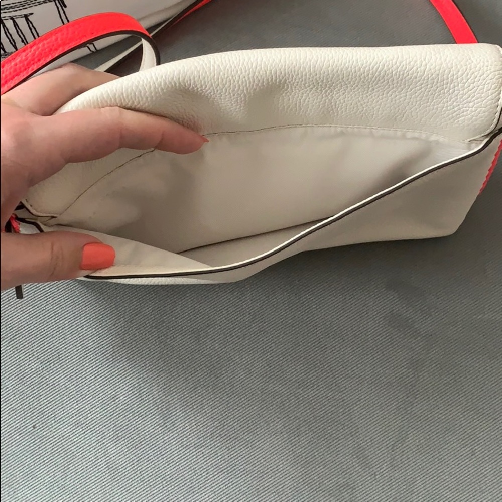 PRICE DROP! Coach cross body bag - Picture 8 of 8